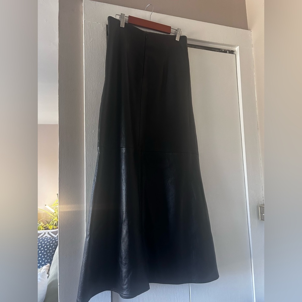 Black Leather Skirt. - Picture 3 of 3